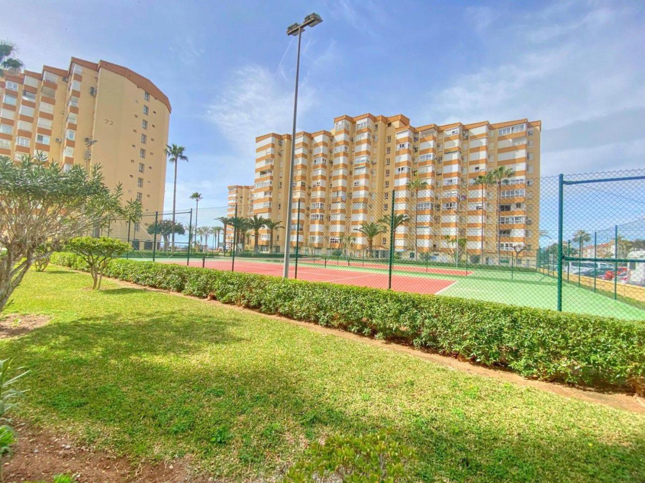 Estudio Fran Centro Internacional Algarrobo Costa Exterior photo